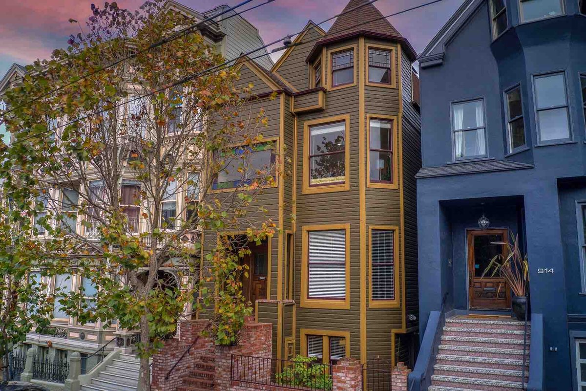 The Painted Man- SF Historic Victorian Mansion