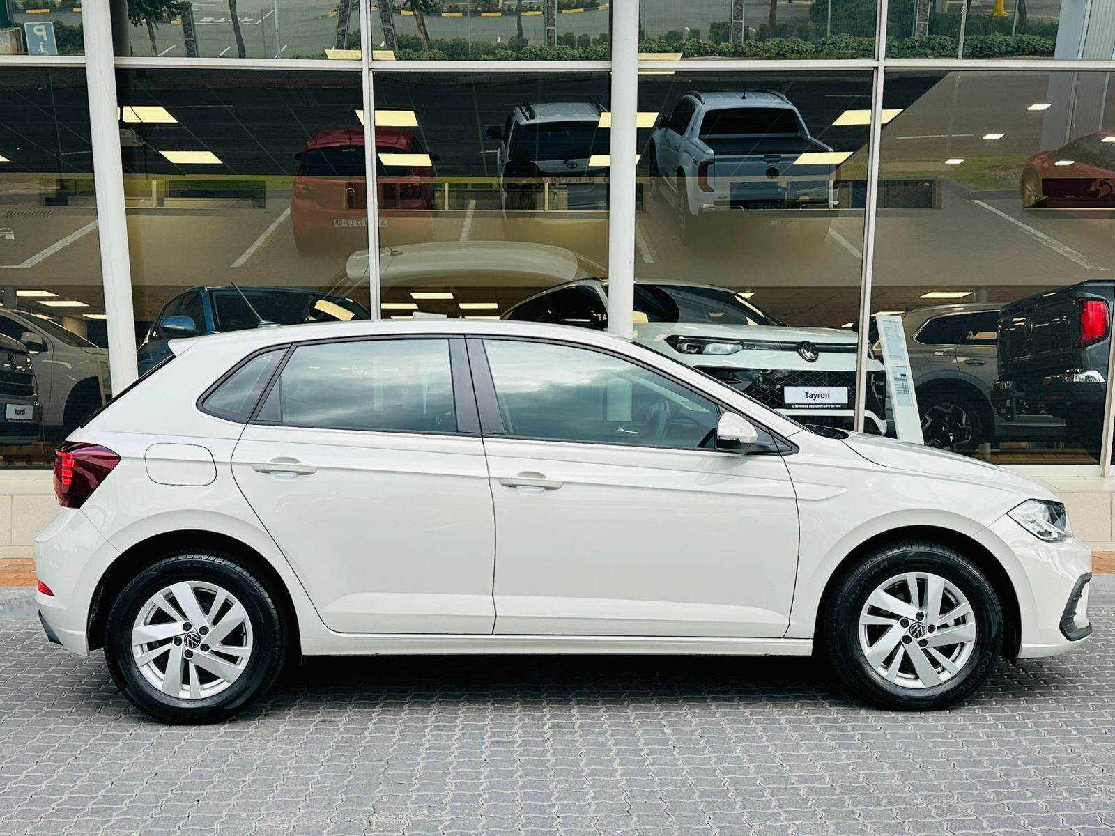 Used car gallery