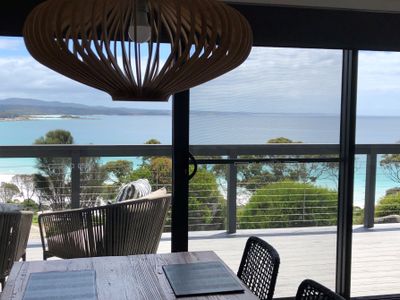 Moonrise Binalong Bay~ Stunning views Bay of Fires