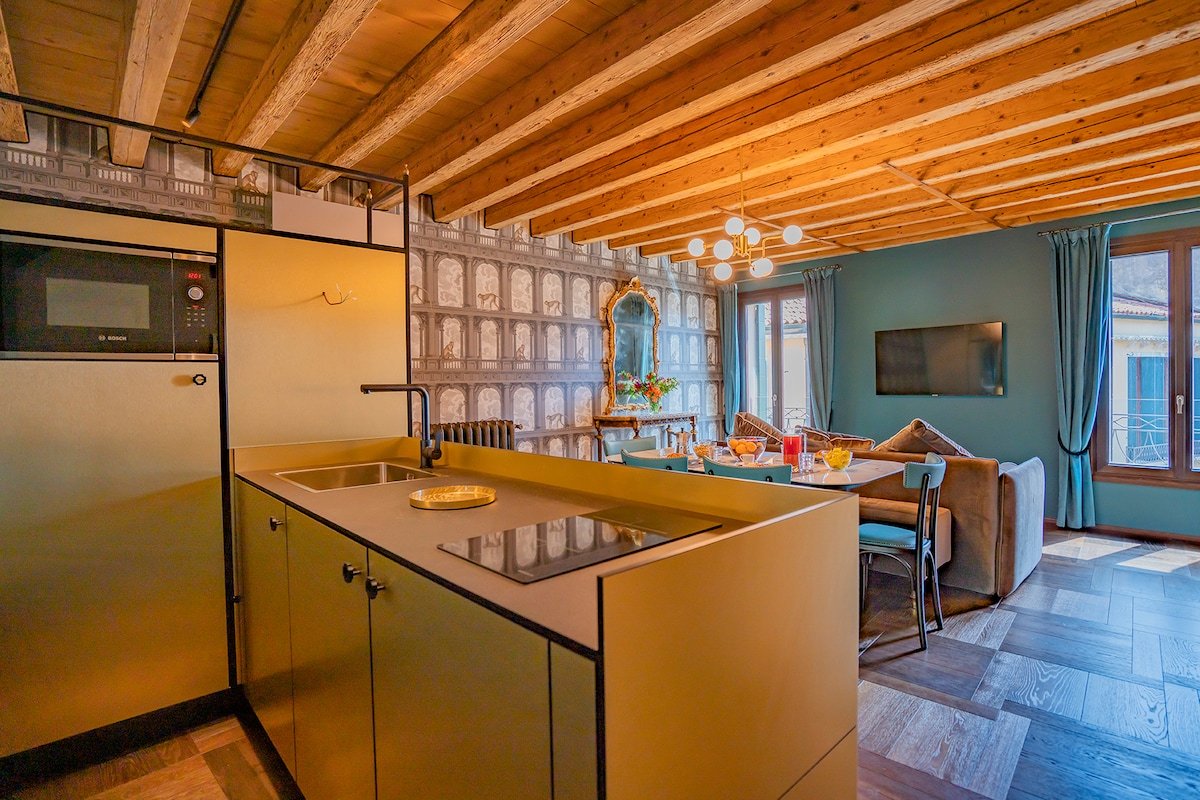 Corte Rubbi 9 Canal View Apartment gallery image 3