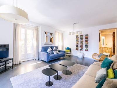 Amazing flat 5 balconies in Chueca – Gran Via