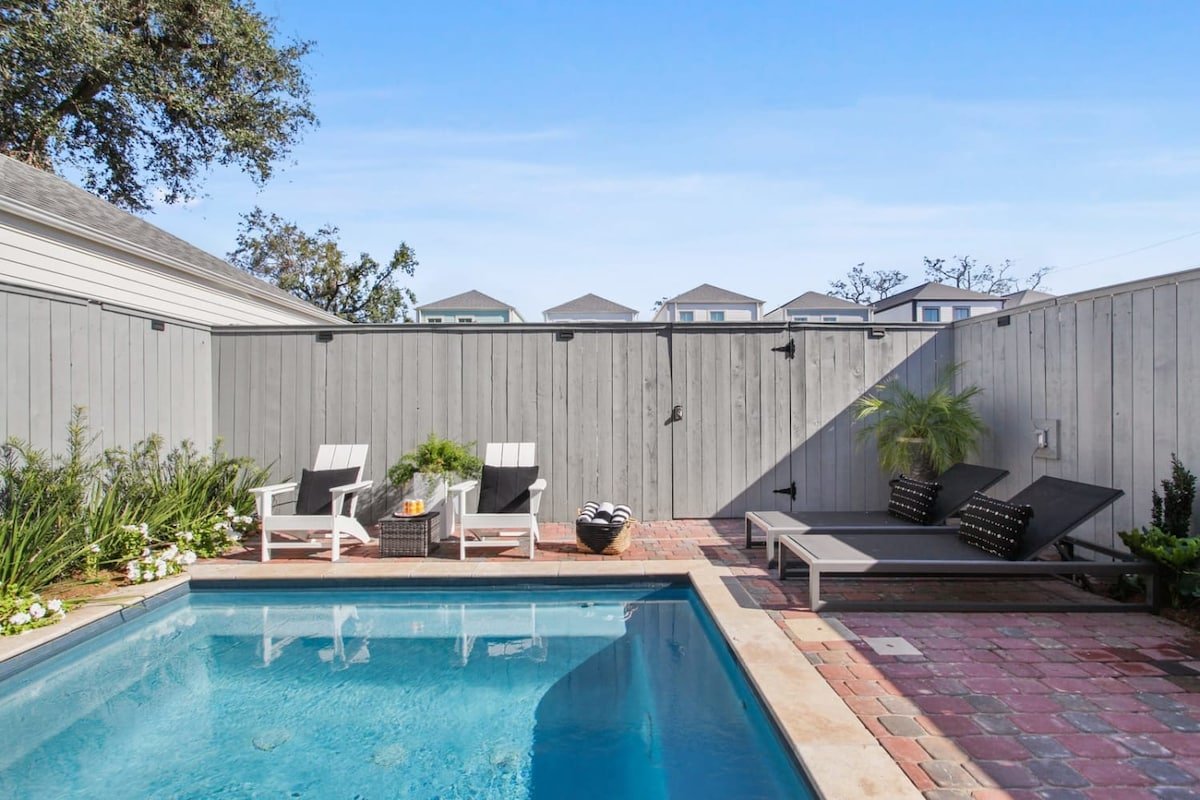 Garden District Home | Heated Plunge Pool gallery image 5