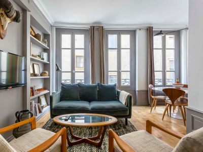 Curiosité – Furnished apartment – Downtown Lyon