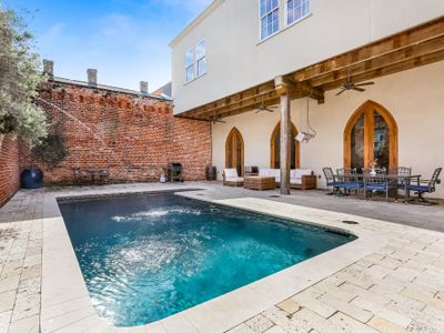 Modern Oasis+Heated Pool+Mardi Gras Walkable!