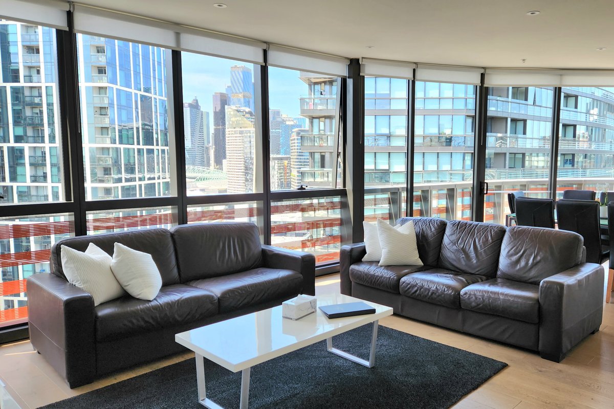 Sub Penthouse with Sunrise and City Views