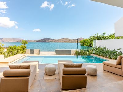 Villa Mimaze Minimalist Living