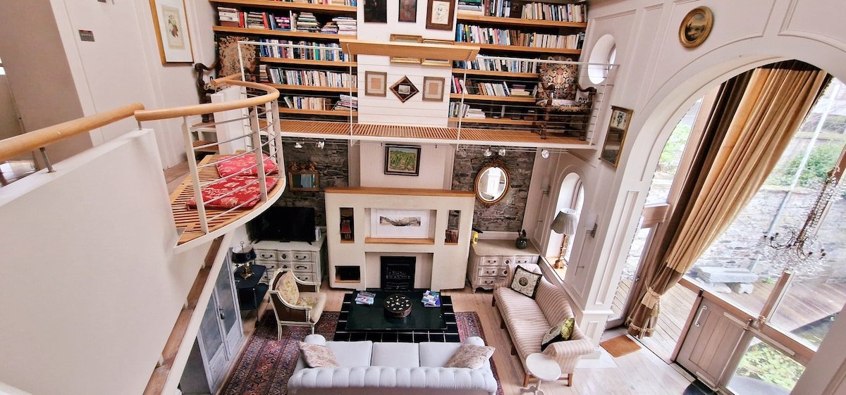 Luxurious mews house in Dublin 4 gallery image 3