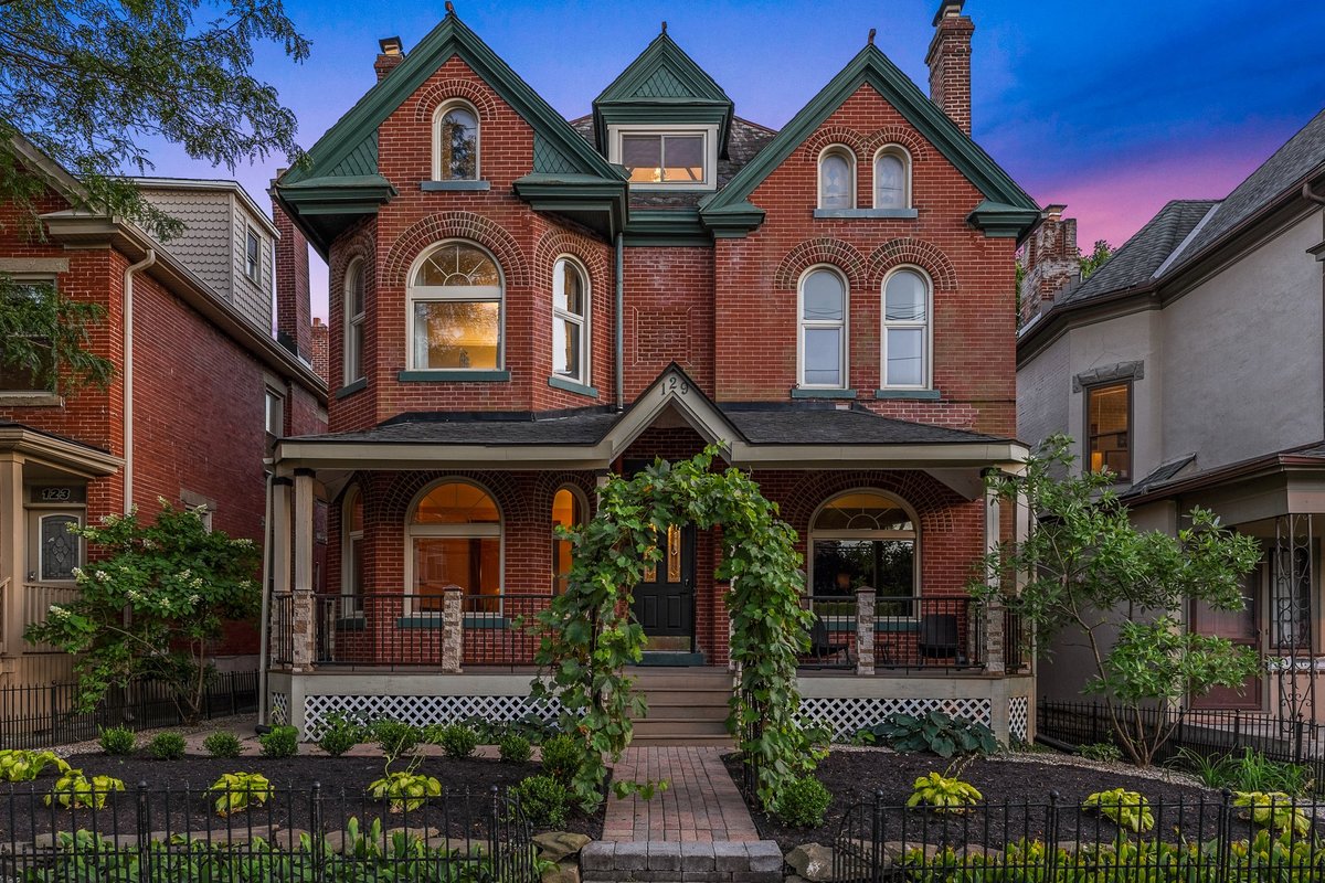 Gorgeous 5BR/10Bed | Large Private Outdoor Space!