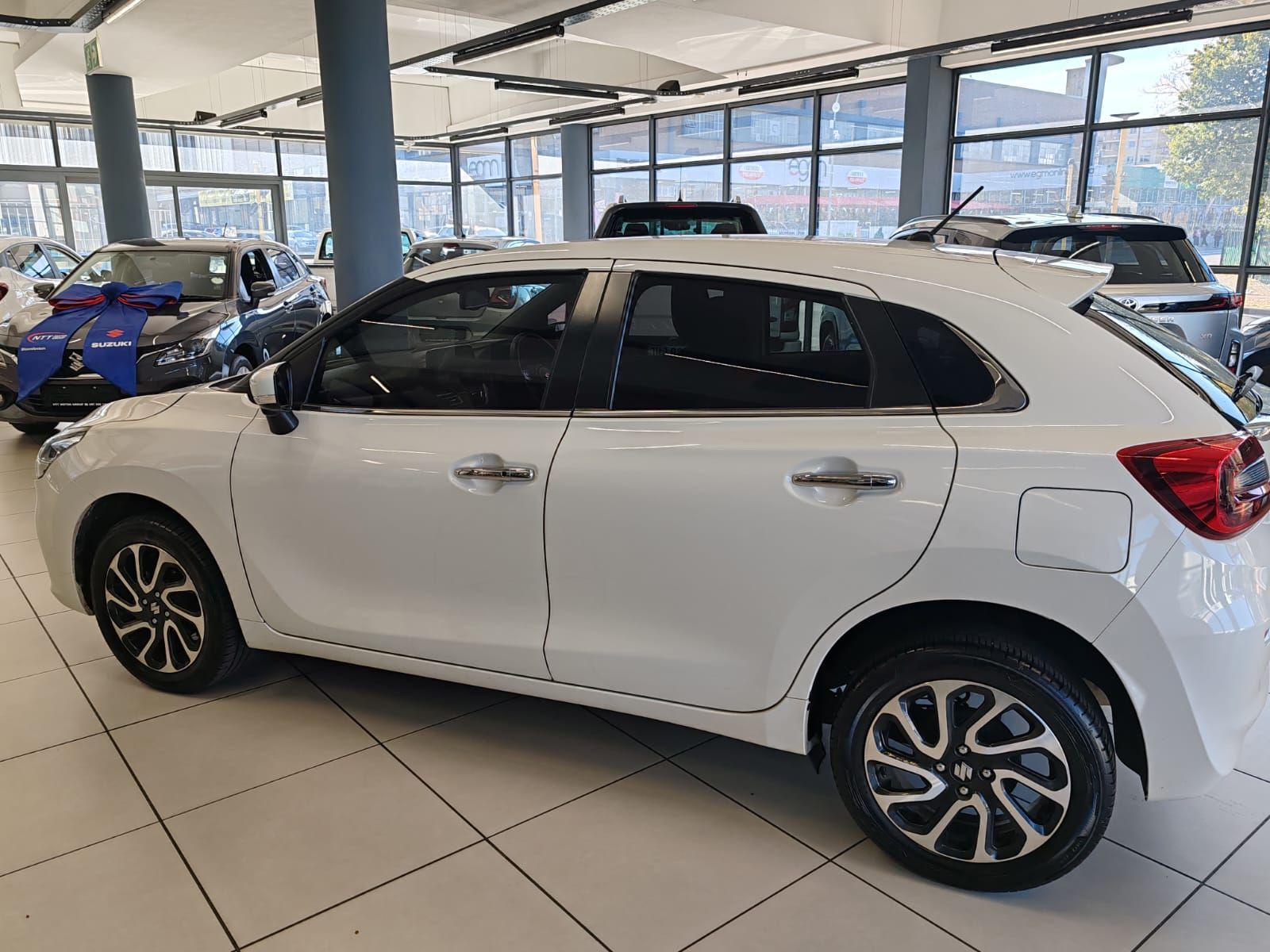 Used car gallery