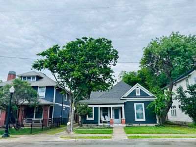 MagnoliaBase Bungalow @ Fairmount, EV Dog Friendly