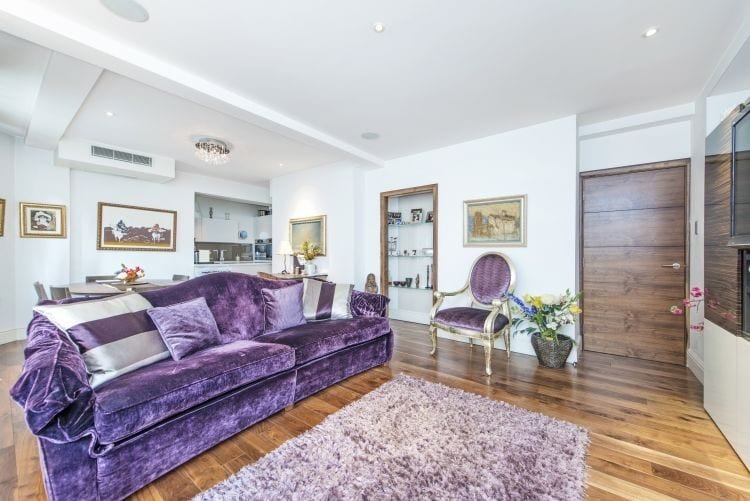 Superlux flat in Knightsbridge gallery image 2