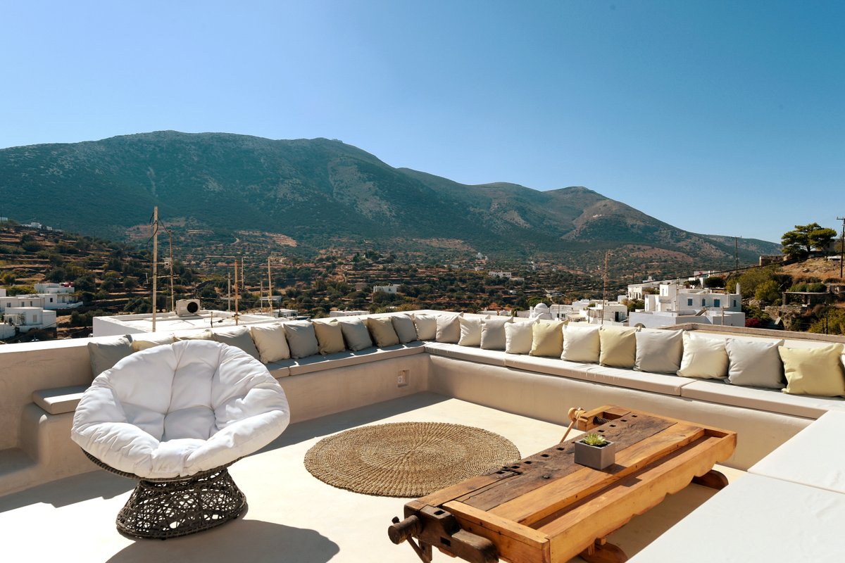 Deux Siècles Villa – Central Apollonia