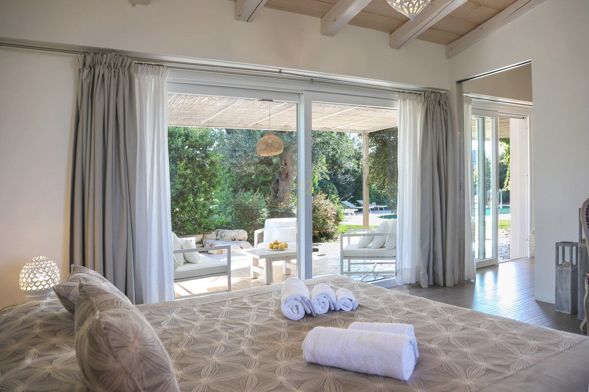 TD Il Vecchio Fienile Outdoor Kitchen w/ Pool View gallery image 3