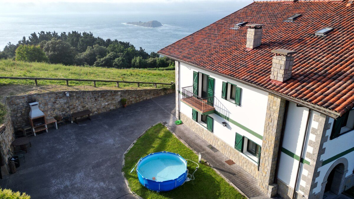 Rural house sea view by Gametxo gallery image 3