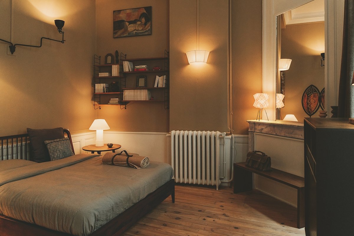 Bel appartement haussmannien gallery image 3