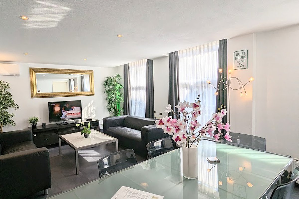 HotSpot 2 Bedroom with balcony