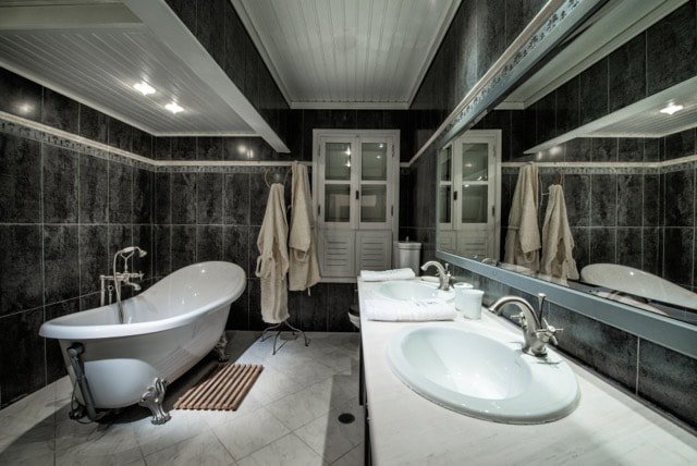 Lemuria Manor, Wine Dark Sea Villas gallery image 5