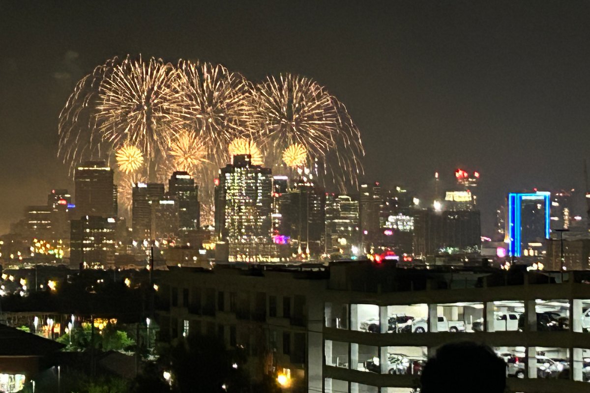 Luxury Townhome★11 Beds★Breathtaking Views★Mins DT