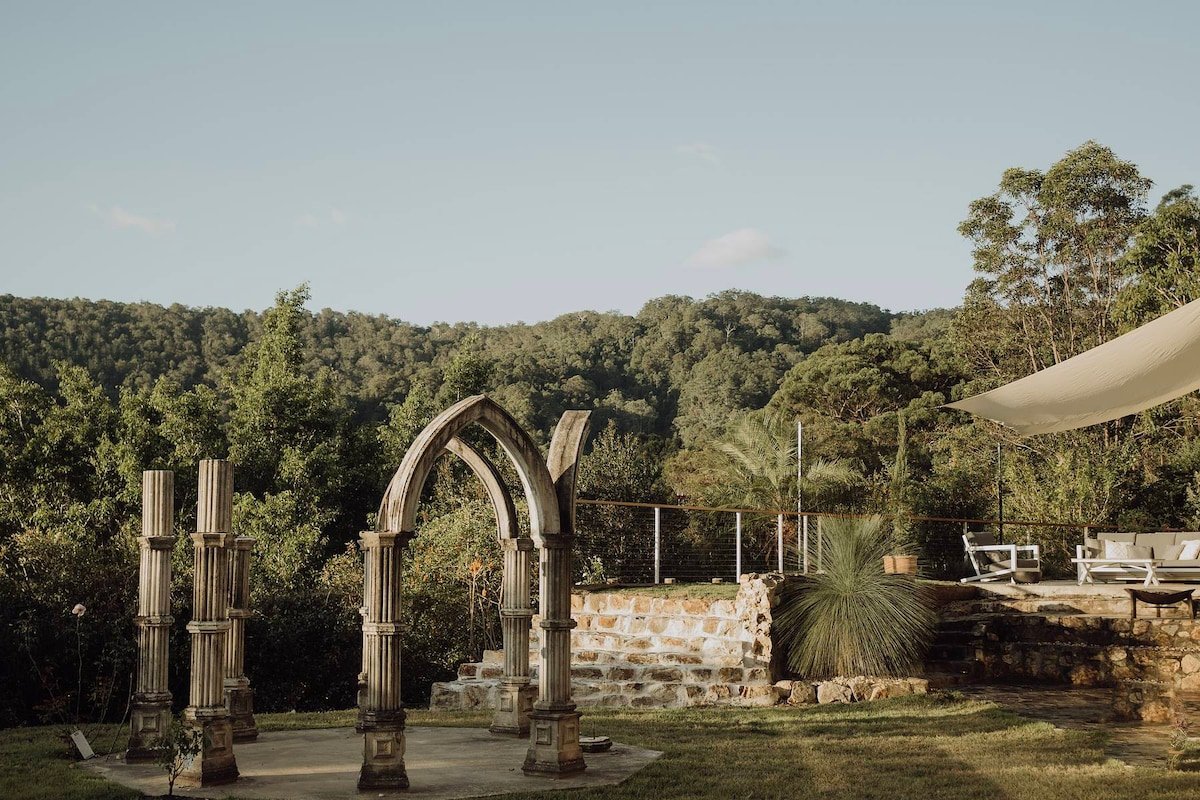 Misty Mountain Manor gallery image 2