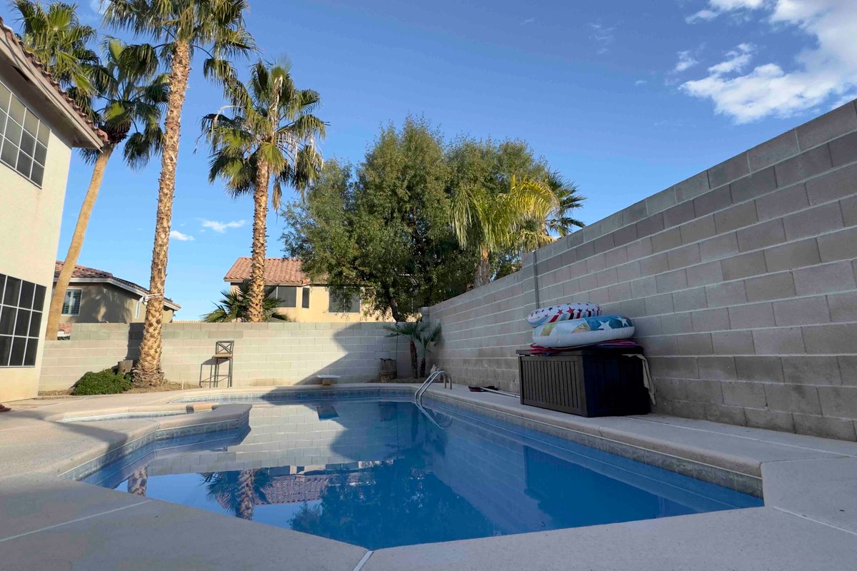 20 minutes to Red Rock Pool-Perfect Family Getaway