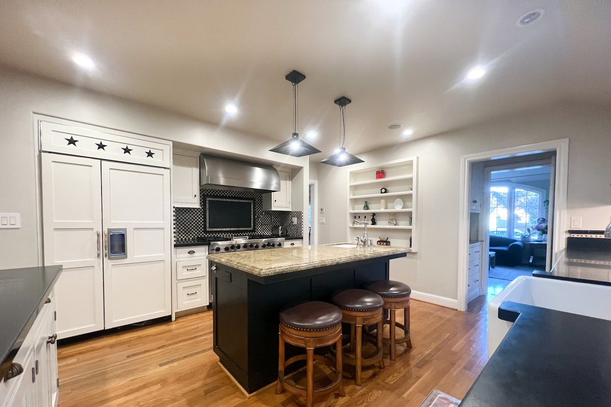 Charming Country Style Tudor Home Near Downtown SJ gallery image 5