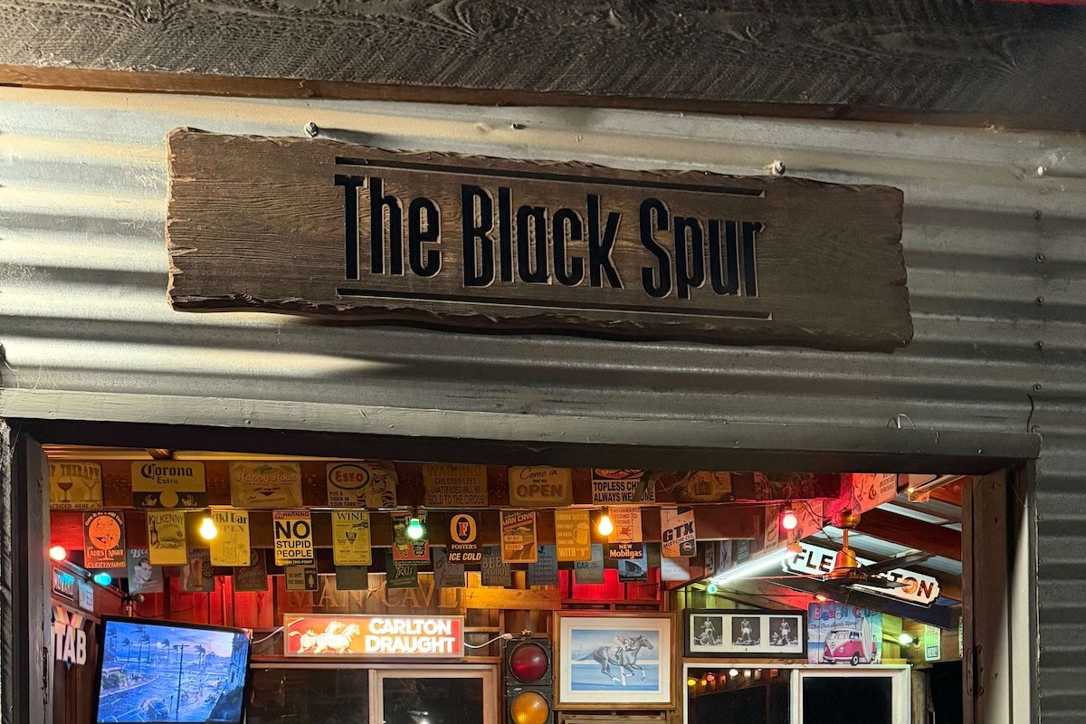 Killawarra House, bush luxury! gallery image 4