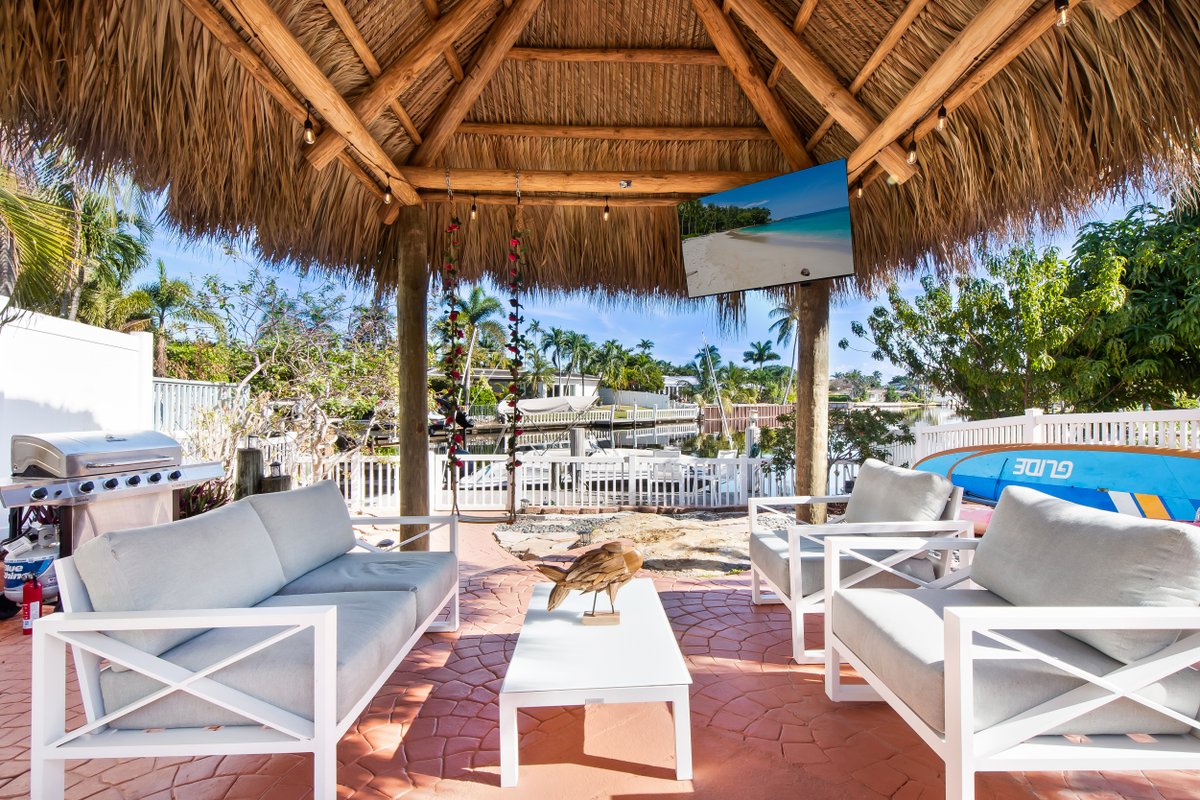 Palm Harbor! 3mi BEACH+HTD POOL+Kayak+BOAT Rental!