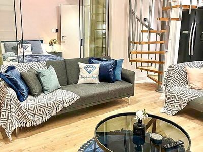 Sapphire Suite 3 bed 3 bath Luxe Apartment