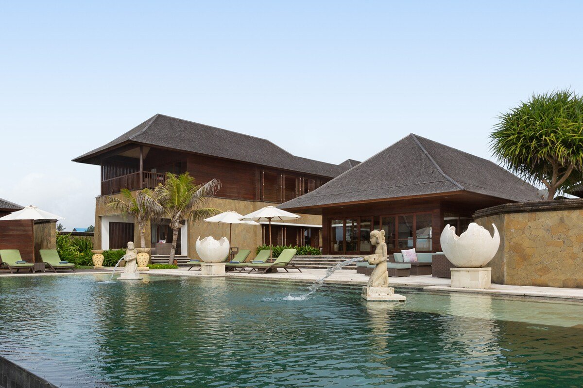 Bayu Gita Beachfront gallery image 3