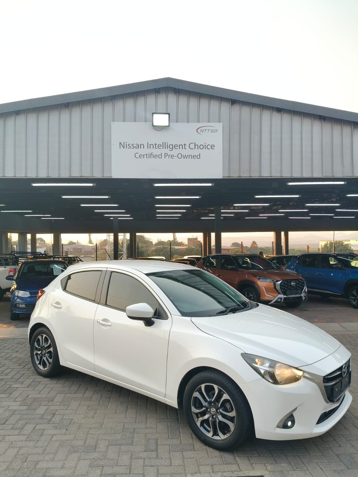 MAZDA MAZDA2 1.5 INDIVIDUAL 5Dr for Sale in South Africa