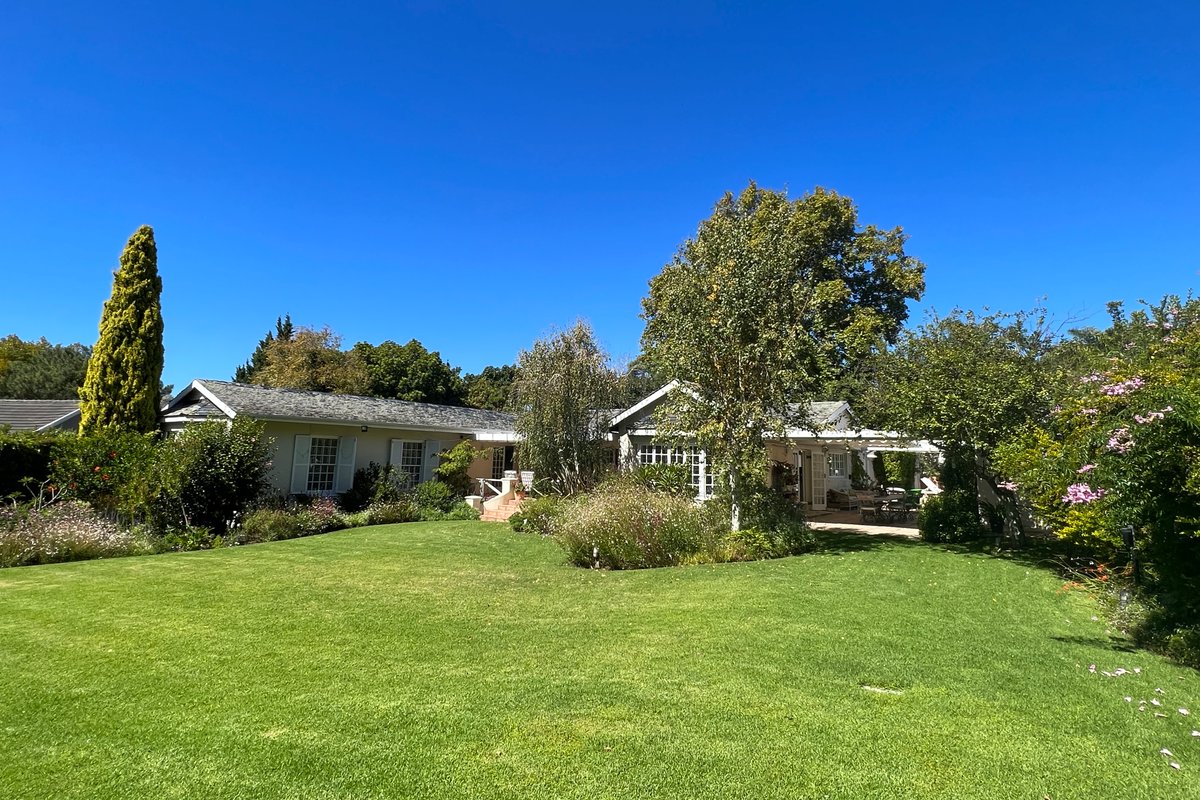 CONSTANTIA HOUSE AT ITS BEST