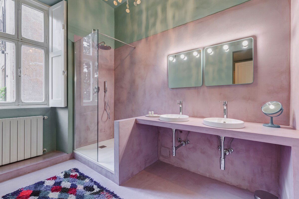 SPOTinROME design apt centro storico Visconti gallery image 3