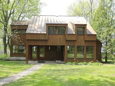 Lakefront Chalet in Montreal