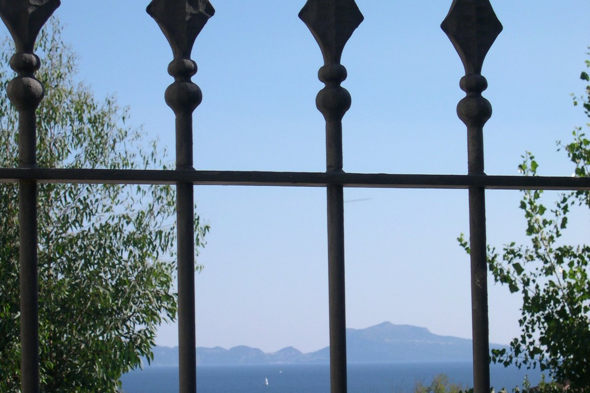 POSILLIPO IN VILLA WITH VIEW GARDEN