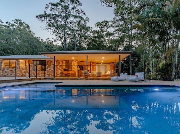 5 Bedroom Retreat + Pool close to National Parks