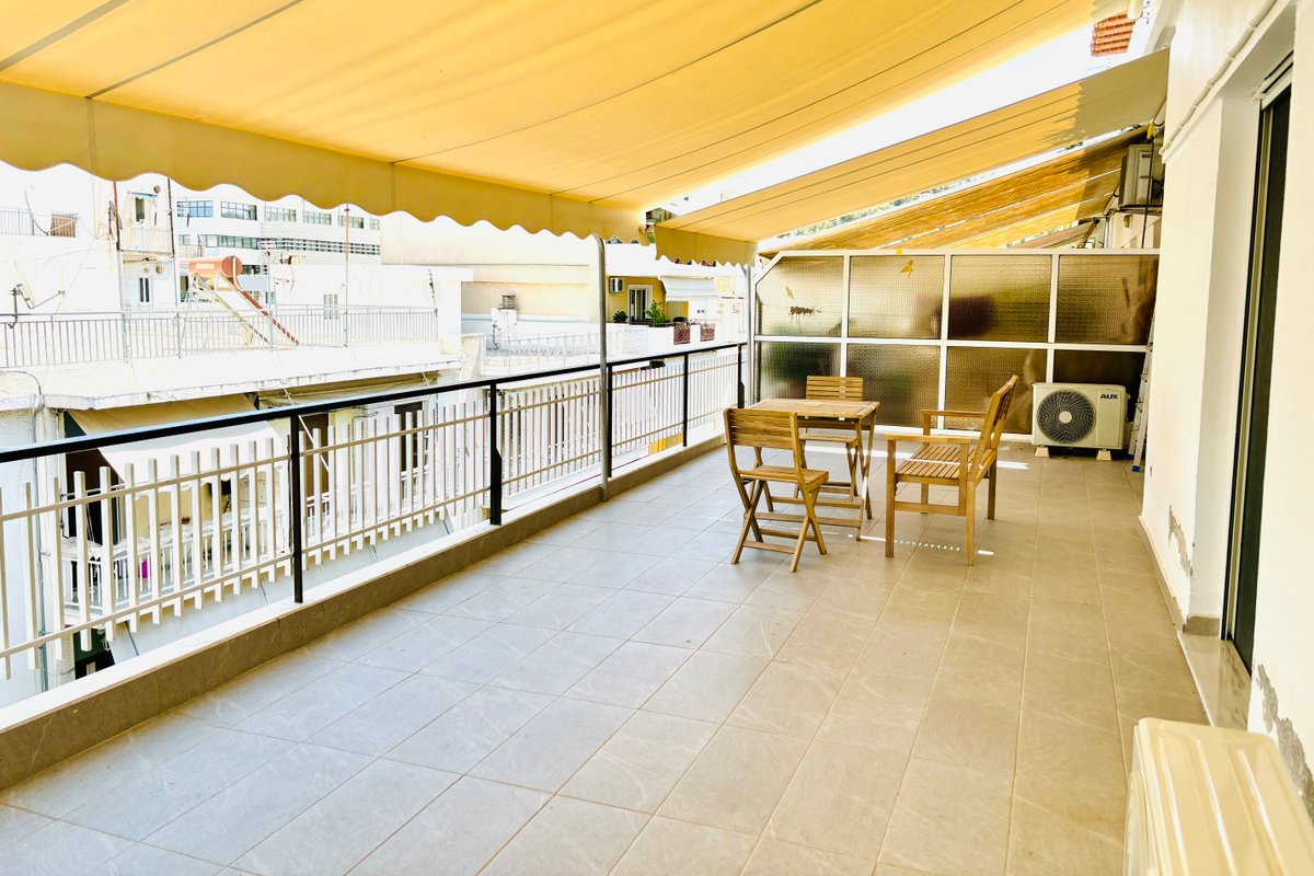 Athens Neos kosmos close to Museum-2