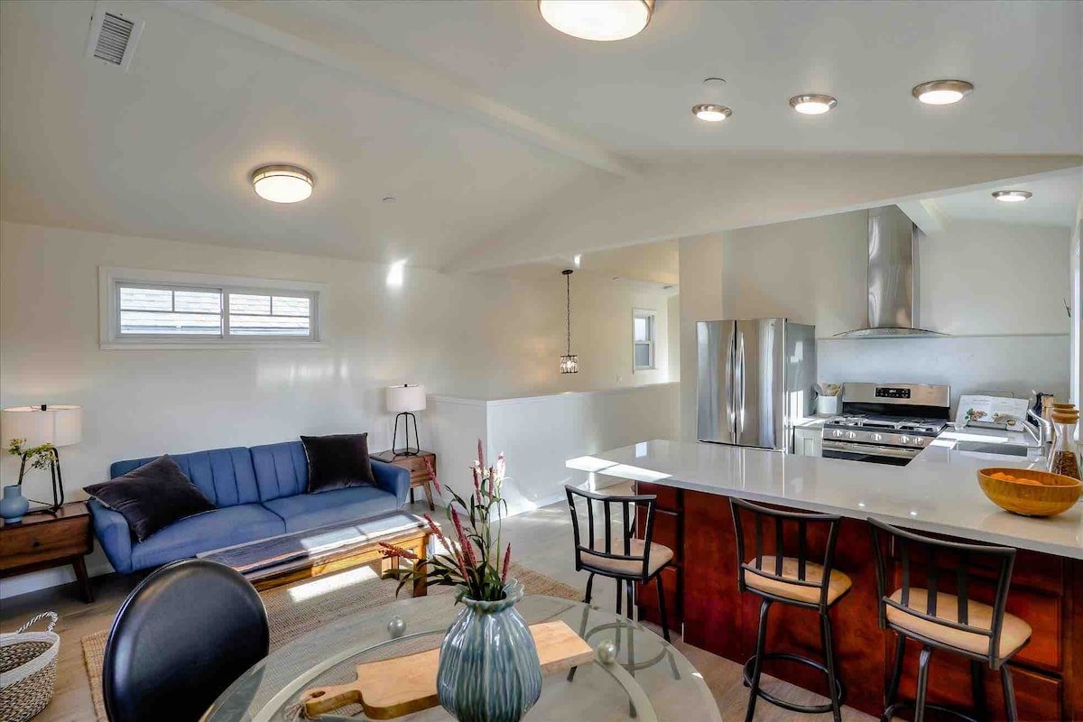 Central location! 2House 9bd5ba fit 18people gallery image 5