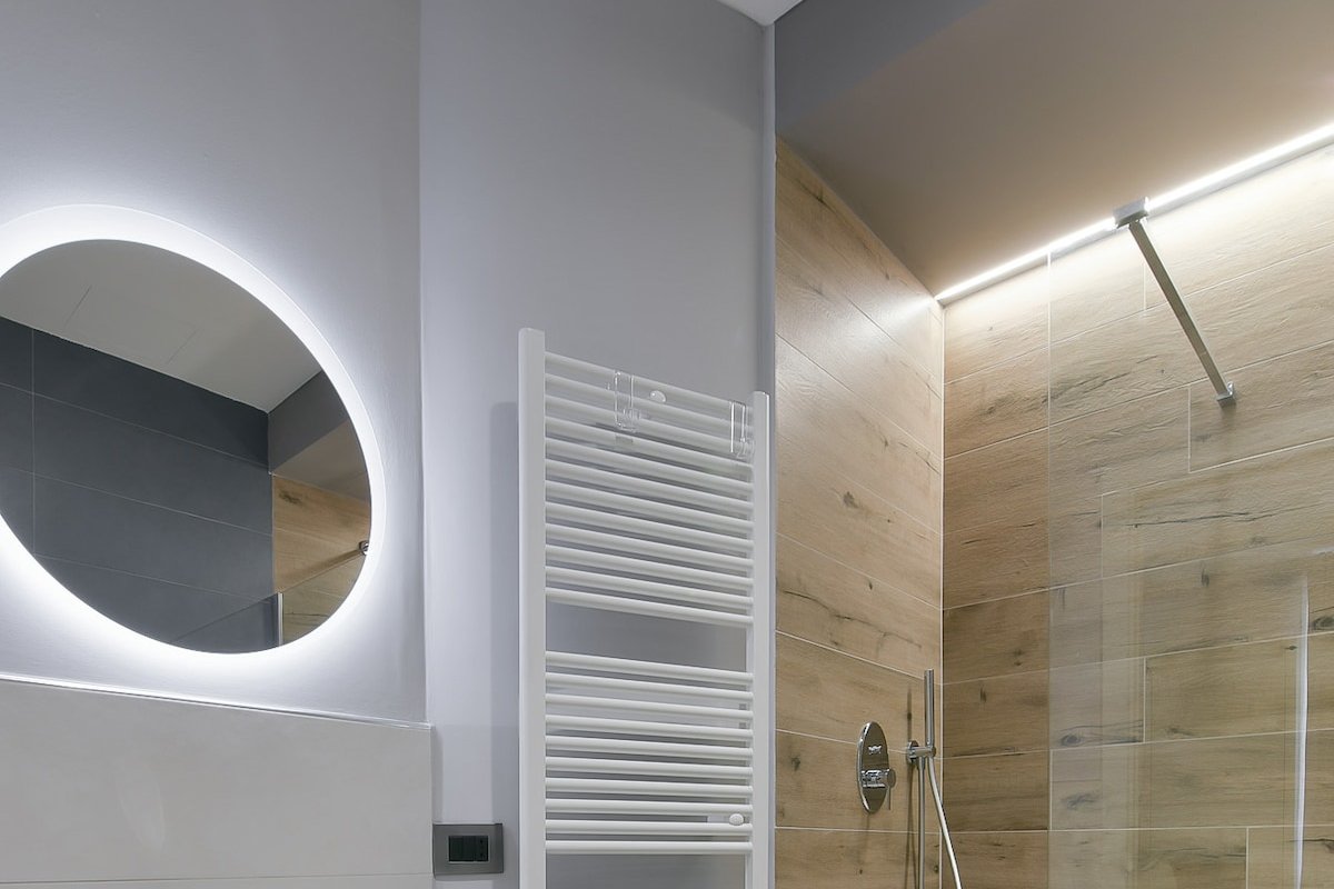 Appartamenti Deluxe a 2 passi dalle 2 Torri gallery image 3