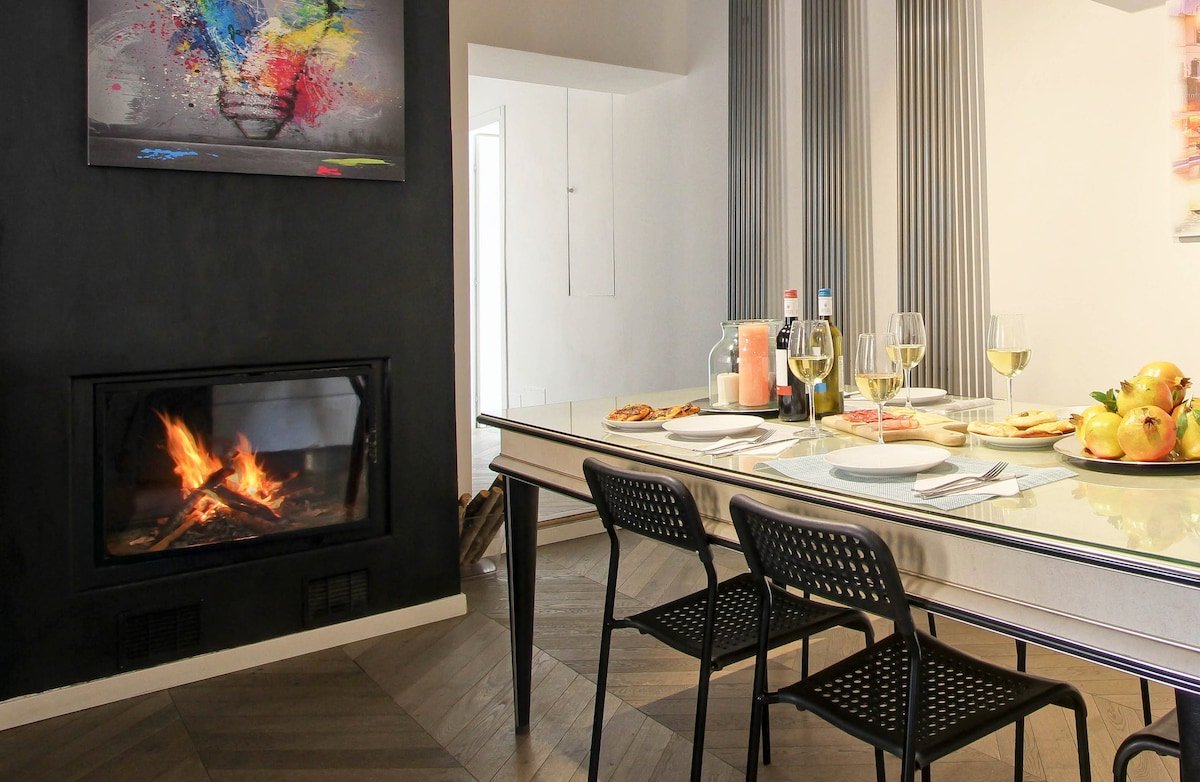 The evening of miracles gallery image 3