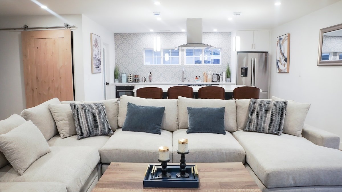 Home of Los Angeles gallery image 2