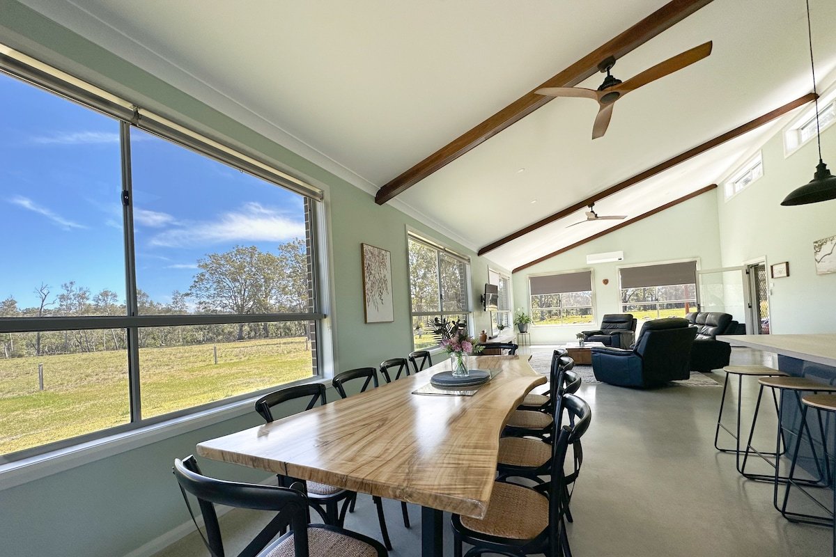 Hamilton’s Hideaway gallery image 4