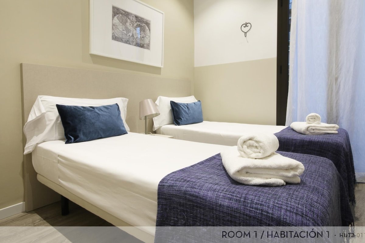 Sagrada Familia Apartment 32 gallery image 3