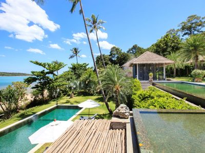 Sangsuri Villa 2: Chef, Full Service, Beachfront