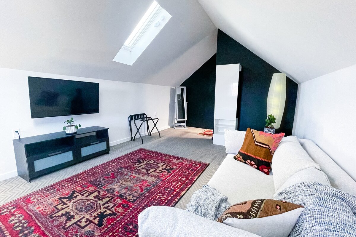 The Little Black House On Larimer gallery image 4