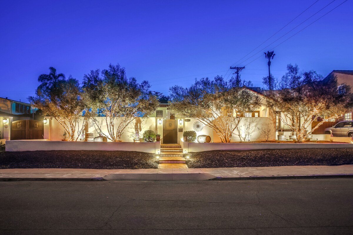 “1 to 10 Guests – Private Estate with Pool” gallery image 4