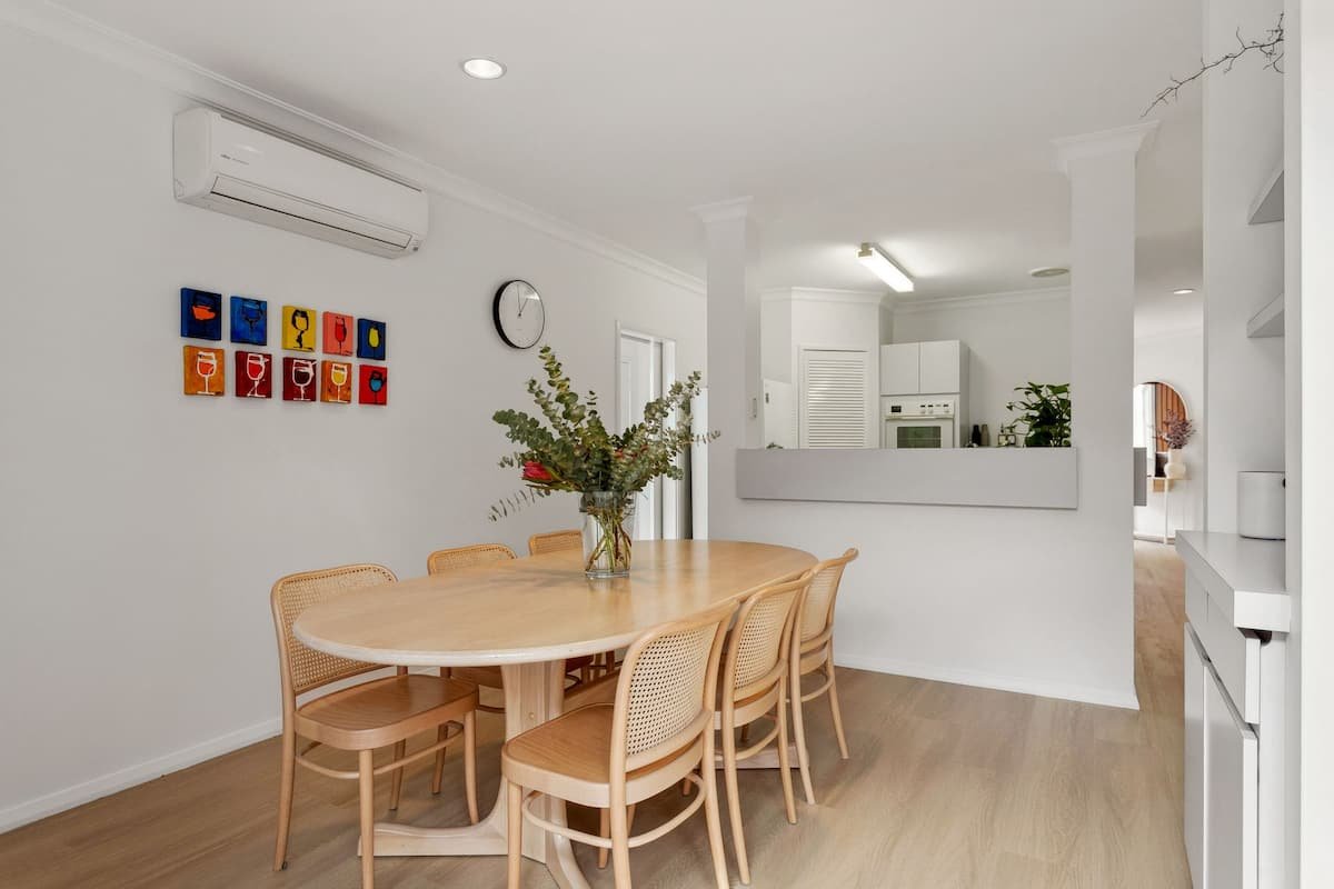 Villa Cott – newly refurbished gallery image 5