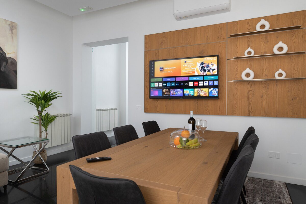 Charming new apt Piazza del Popolo, Vico 2 gallery image 5