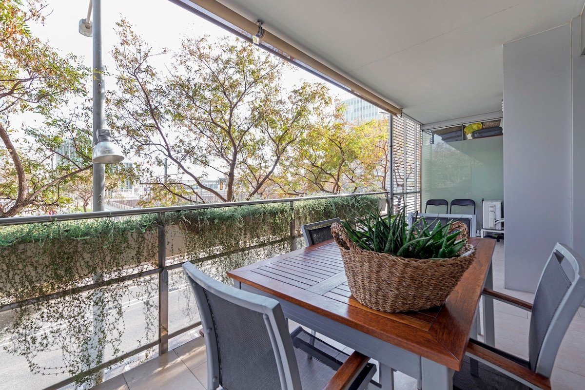 Forum CCIB DeLuxe, Spacious, Large Balcony, relax gallery image 3