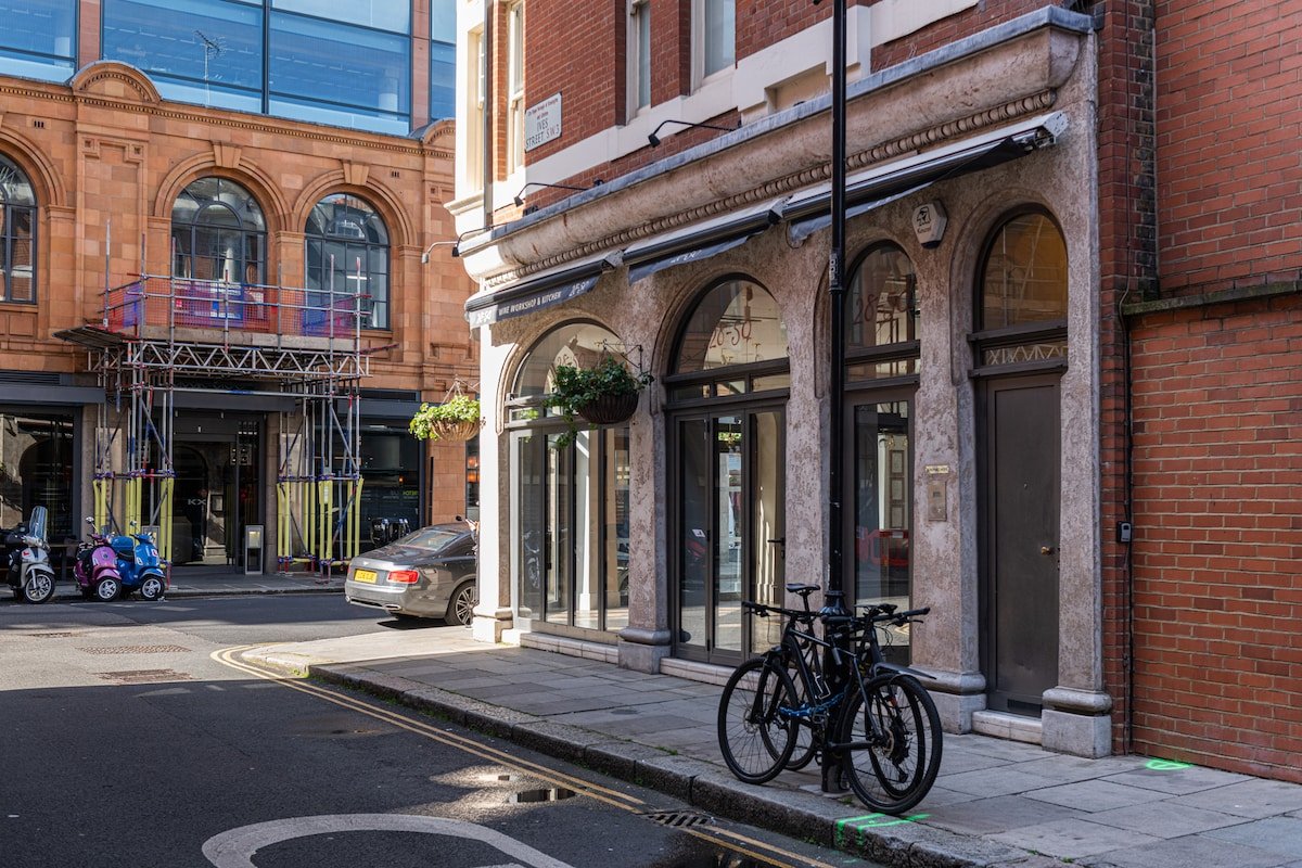 New 3bed with AirCon In Knightsbridge near Harrods gallery image 3