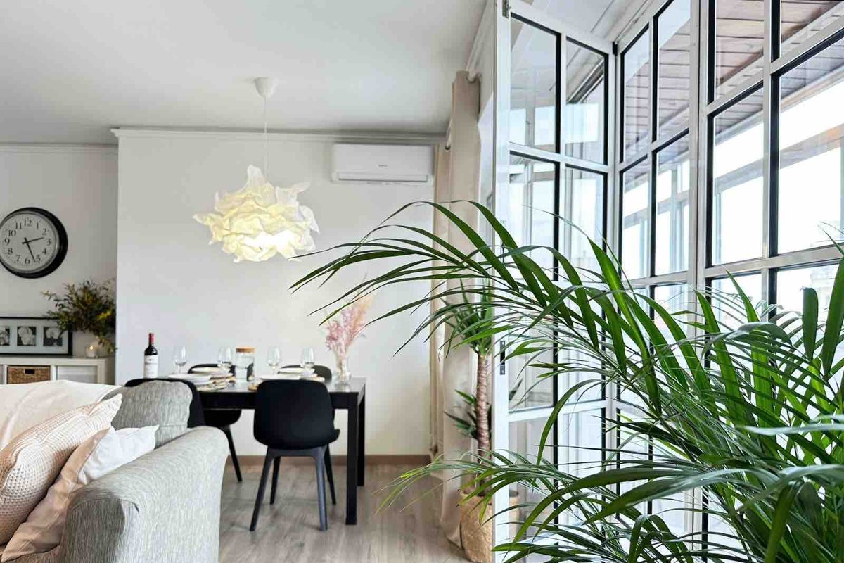 Comfort & Light by the Sea and Port